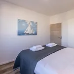 Apartman Sundowners Apartment, 52qm, Double & Two Single Beds, 10 Min From Old Town Of *