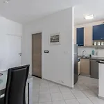Apartman Sundowners Apartment, 52qm, Double & Two Single Beds, 10 Min From Old Town Of