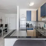 Sundowners Apartment, 52qm, Double & Two Single Beds, 10 Min From Old Town Of Apartman Split