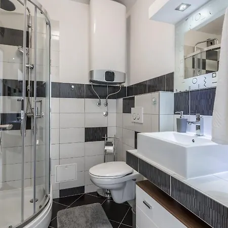 Apartmán Sundowners Apartment, 52qm, Double & Two Single Beds, 10 Min From Old Town Of *