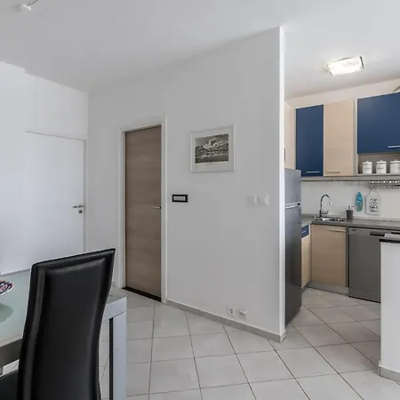 Apartment Sundowners Apartment, 52qm, Double & Single Bed, 10 Min From Old Town Of